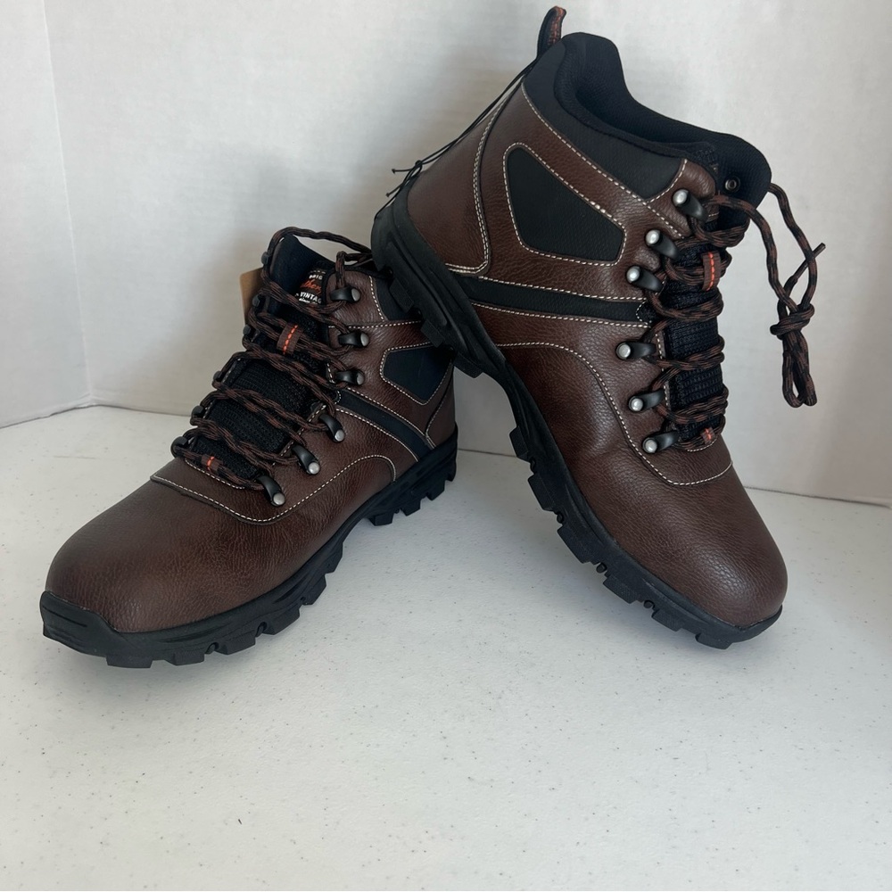 Weather proof men’s boots water proof boots men’s size 13 new with tags